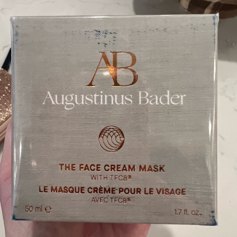 Augustine Bader the face cream mask